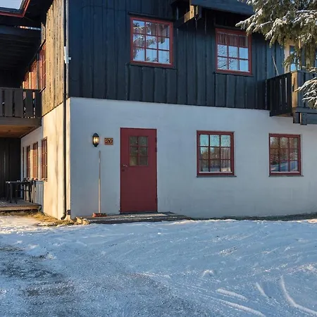 Knuts Hyttegrend Jaktstuga Beitostolen